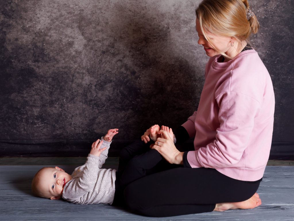 Lucy Jane Yoga Postnatal